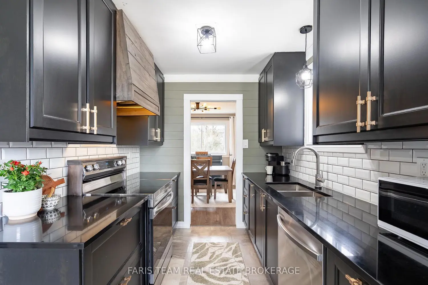 20 Carol Road photo 4
