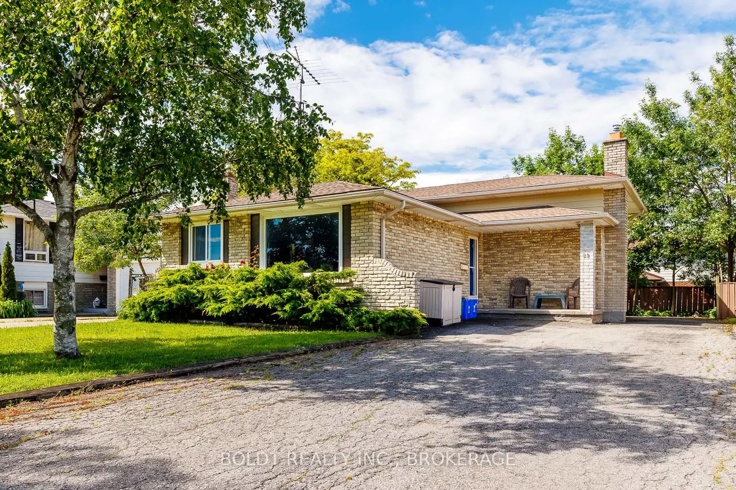 29 Tupper Drive photo 3