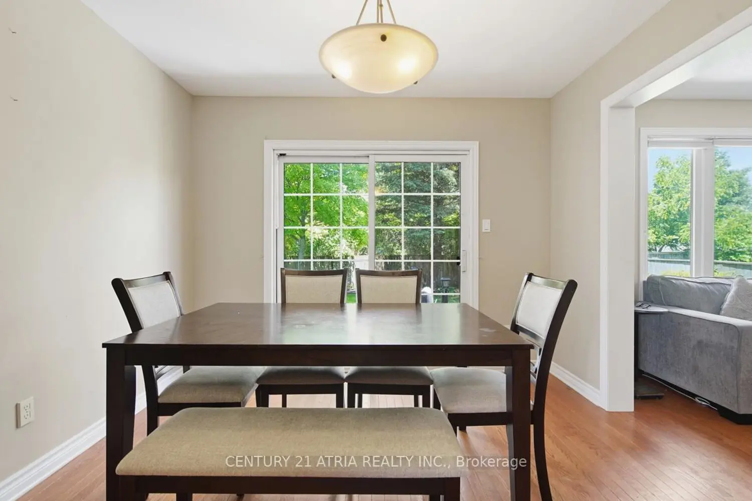 806 Marigold Street photo 4