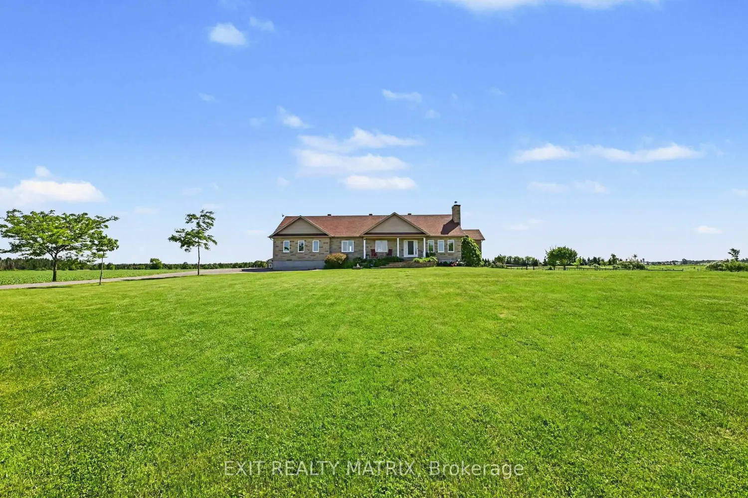 3139 Birchgrove Road photo 3
