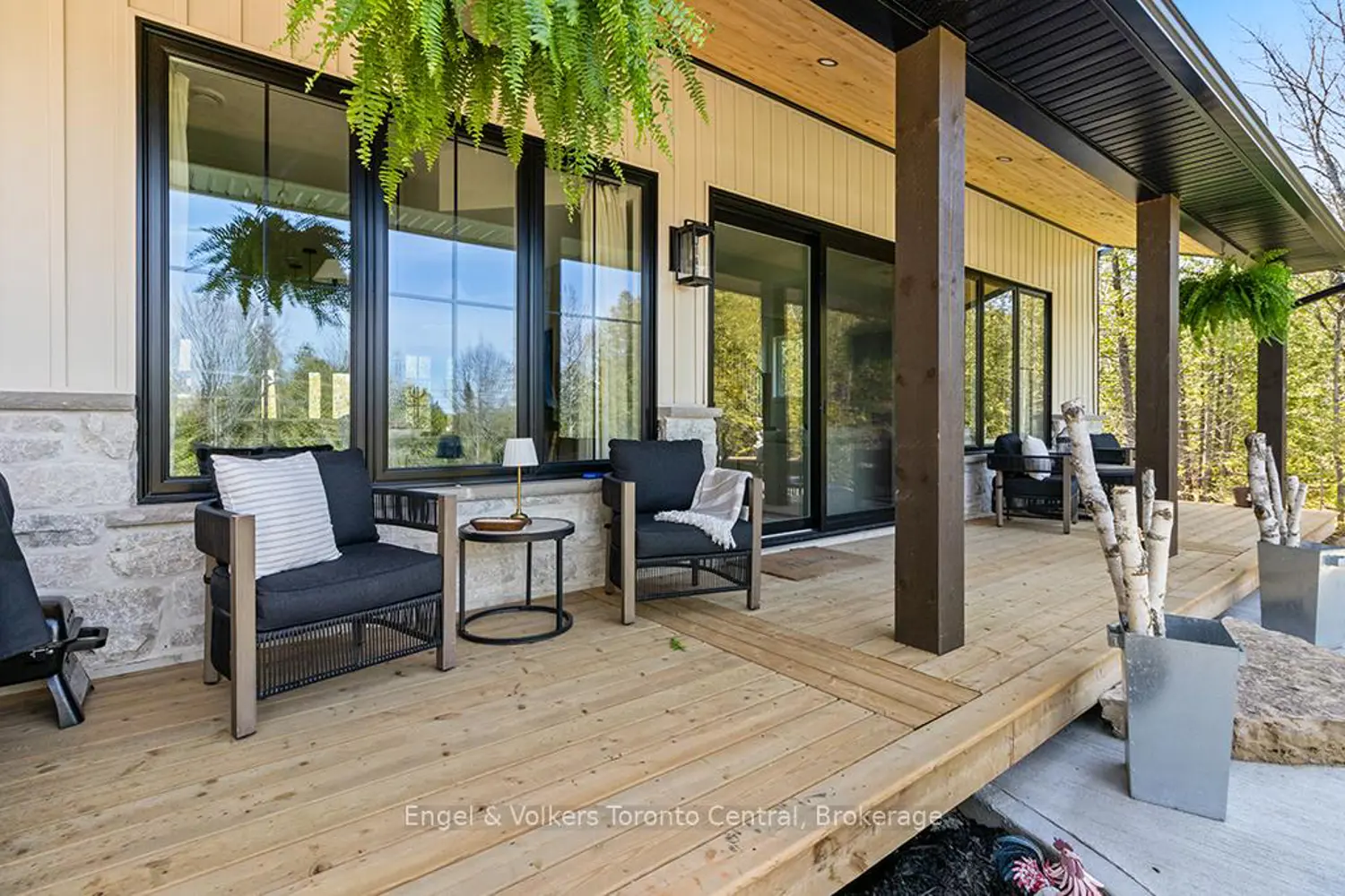 138 Wilson Drive photo 5