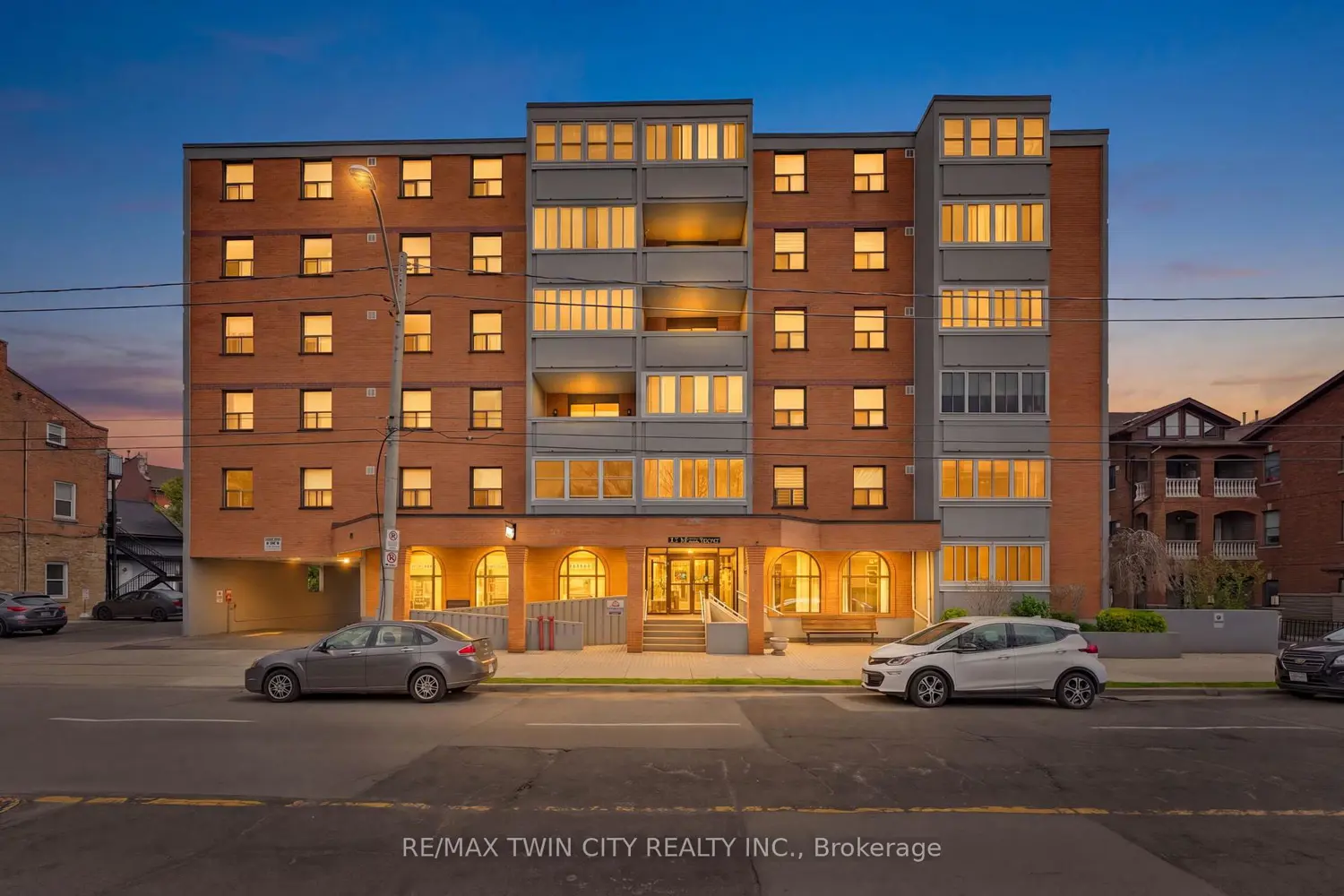 23 Main Street 203