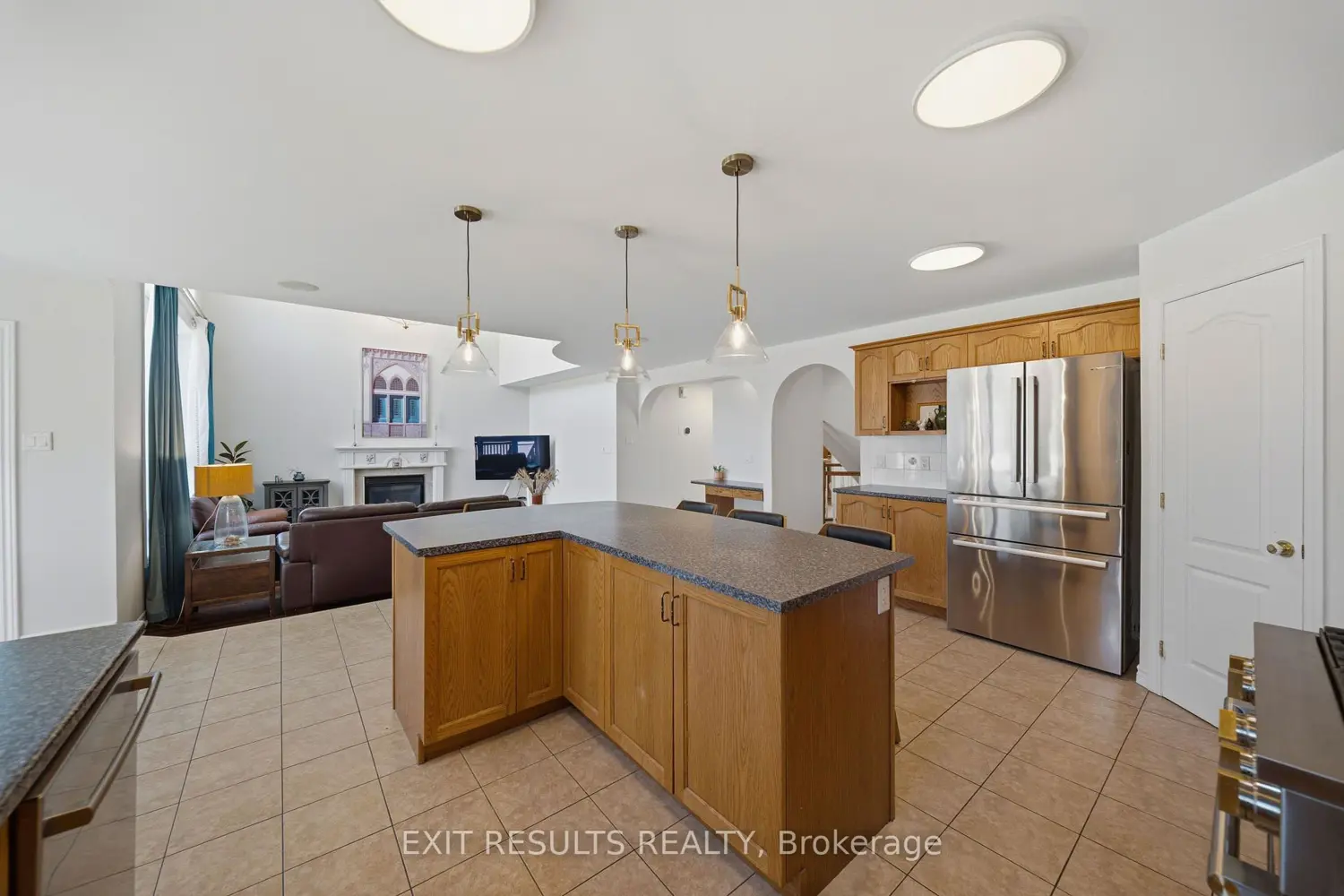 5B Kemp Drive photo 3