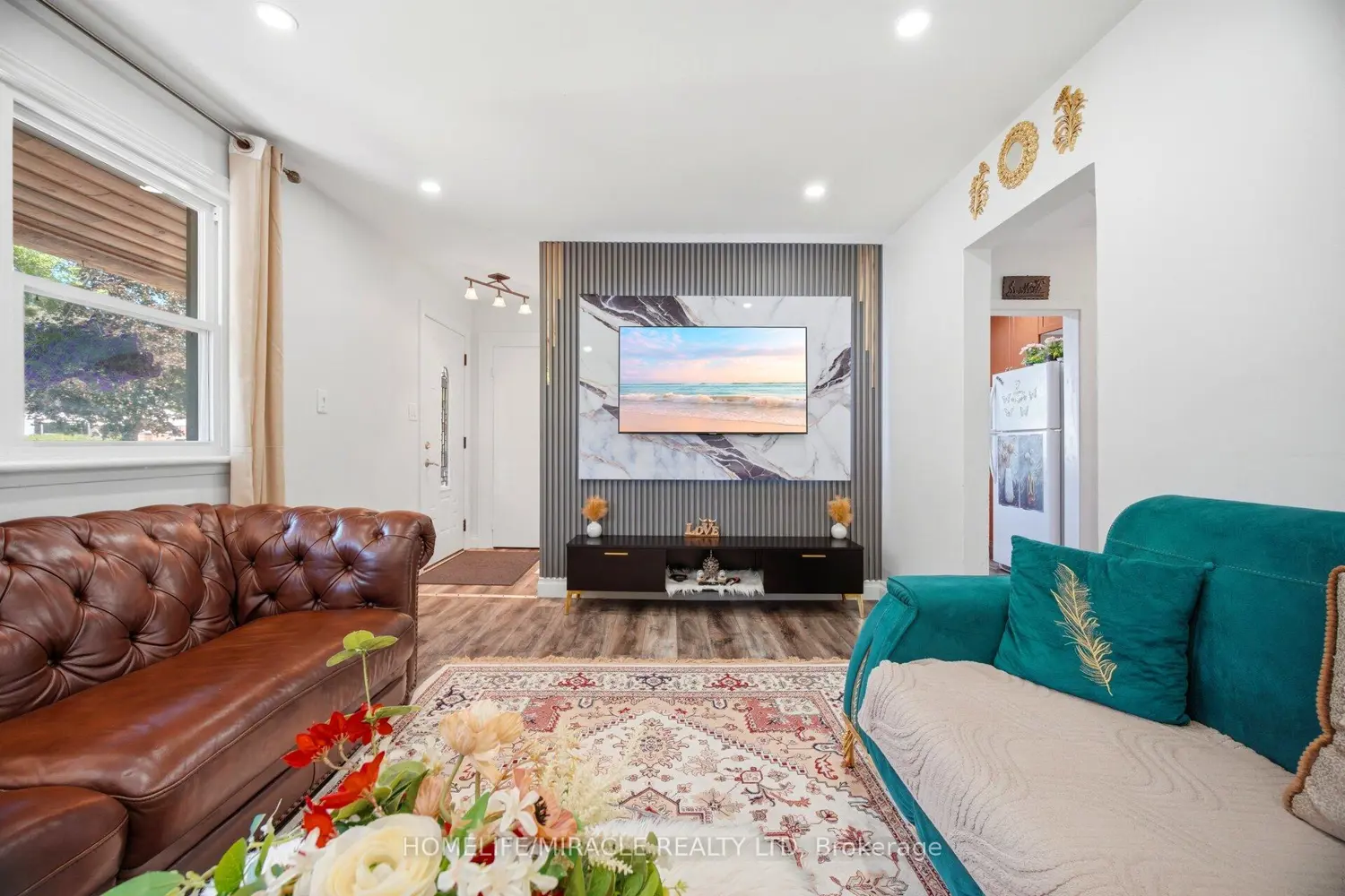 18 Glengrove Avenue photo 4