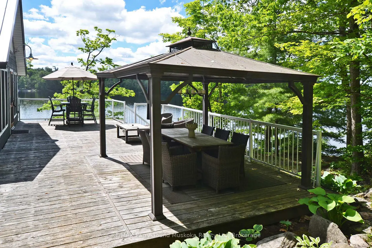 322 Healey Lake Way photo 2