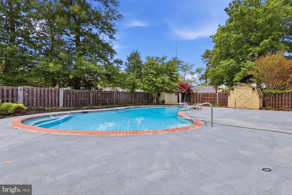 5418 Lucy Drive, Waldorf, MD 20601