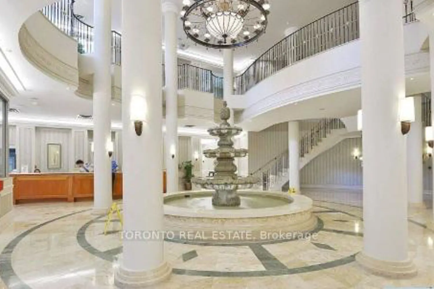 35 Kingsbridge Garden Circle 110 photo 2
