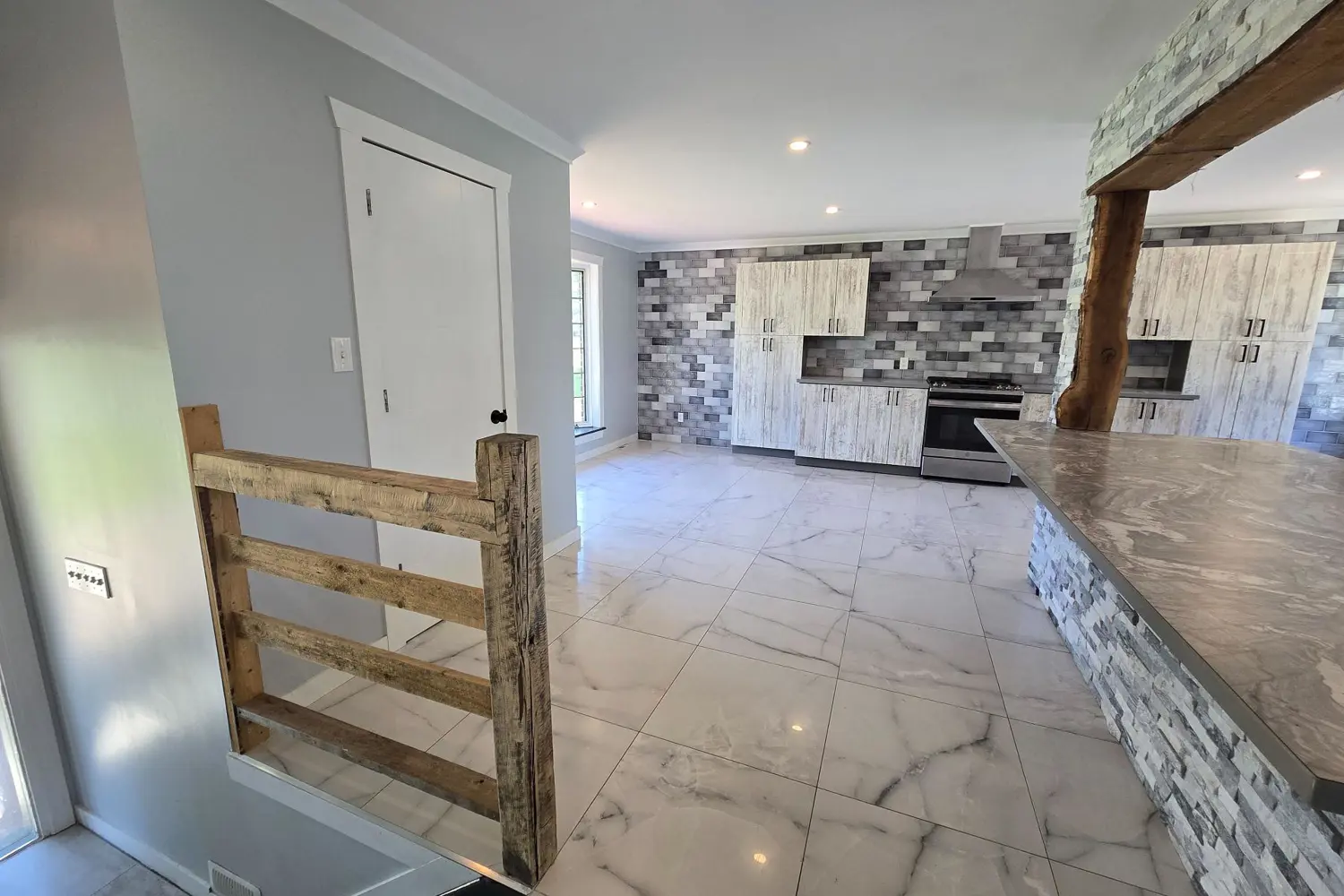 3494 Marydale Avenue photo 5