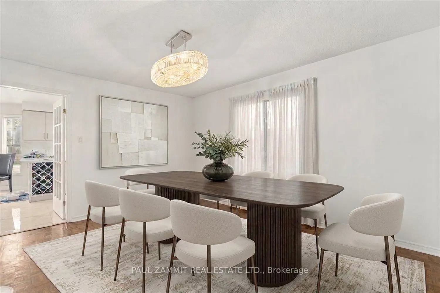 236 Green Lane photo 4