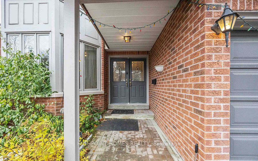 903 Alanbury Crescent, Pickering, ON, L1X 2S3 photo 3