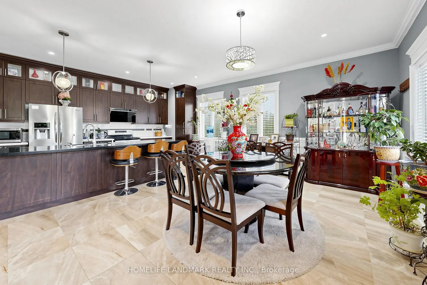 61 Irving Drive photo 5