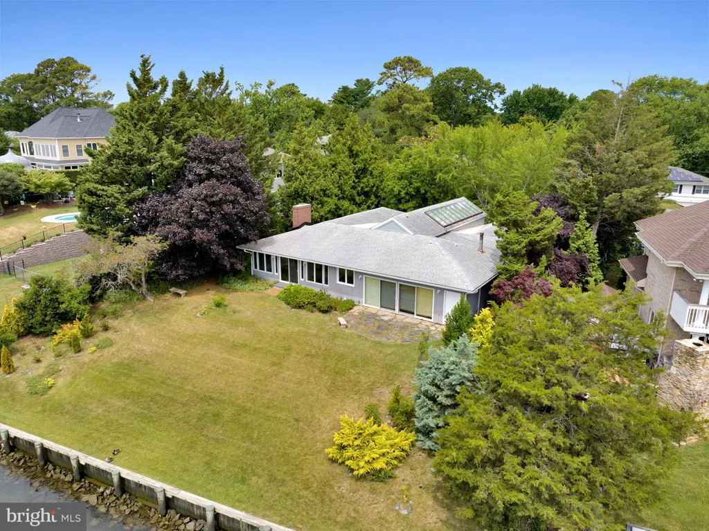 129 E Bay View Drive, Annapolis, MD 21403 photo 3
