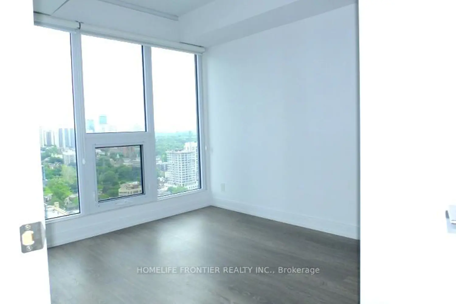 181 Dundas Street 3201 photo 5