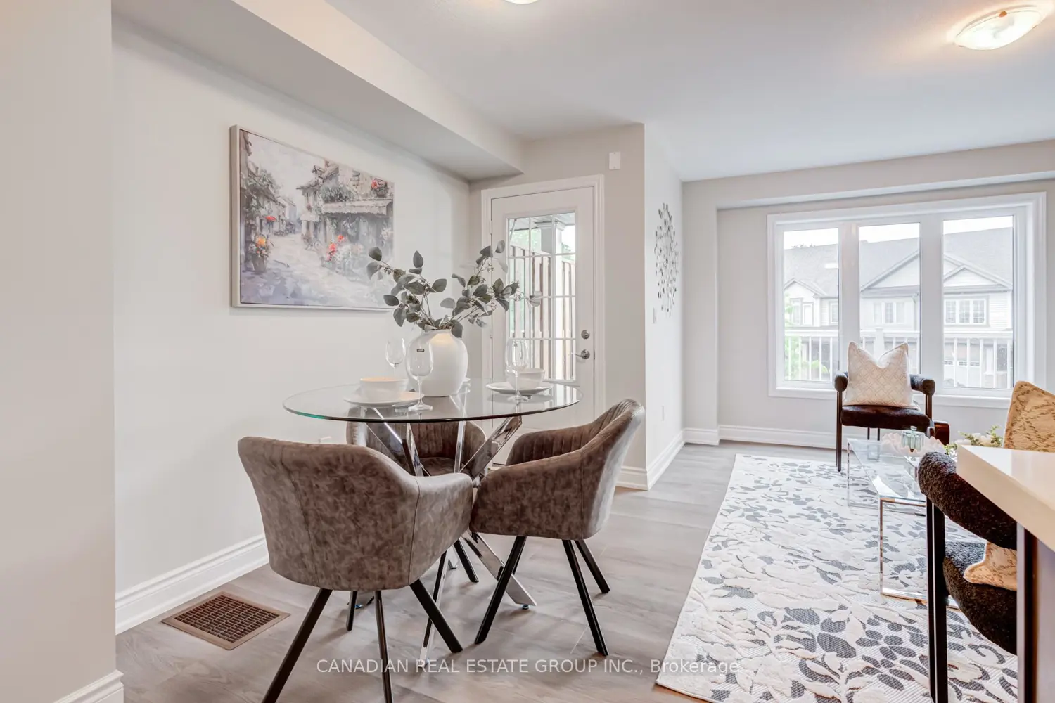 582 Linden Drive 68 photo 4