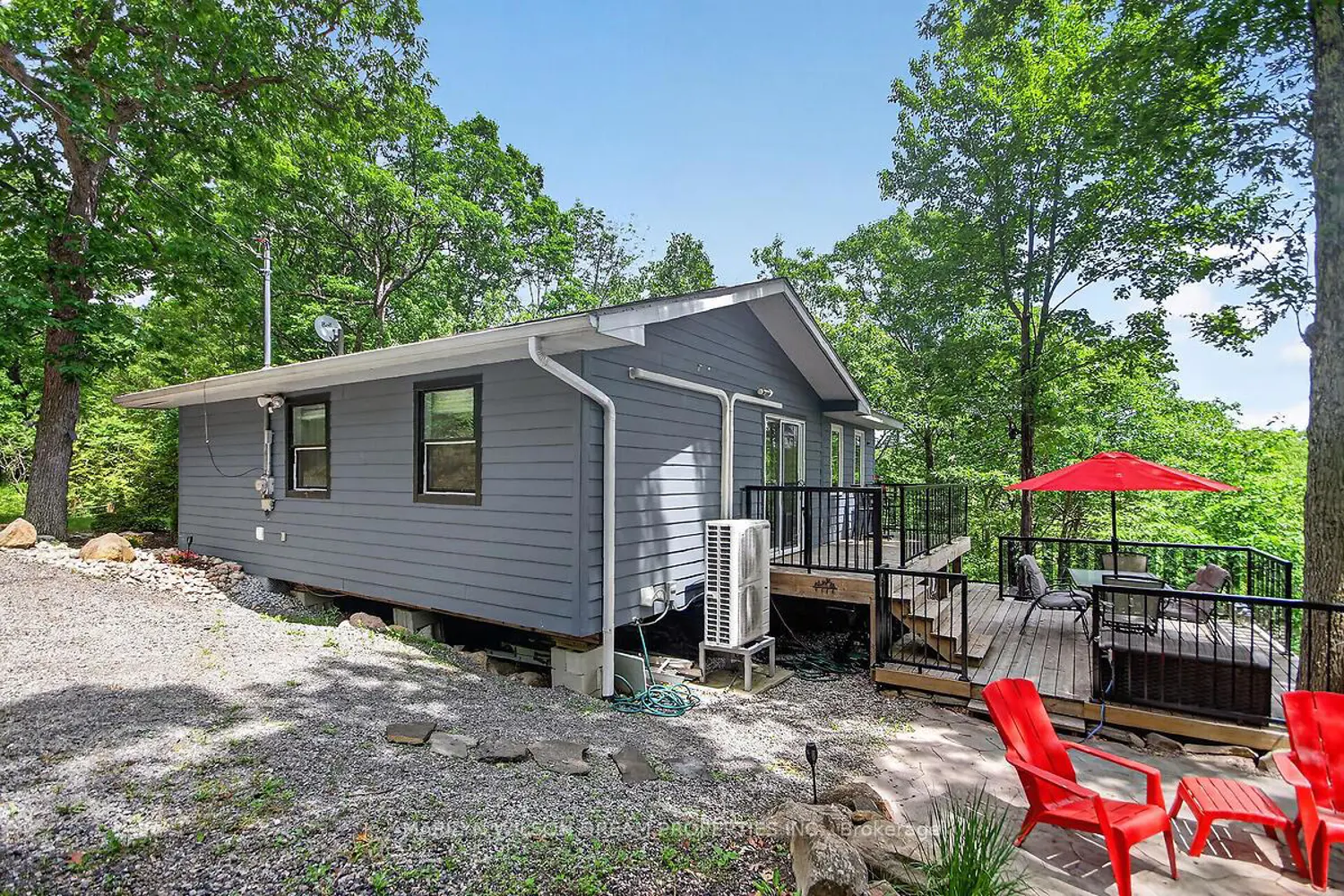 1049 Crotch Lake Trail