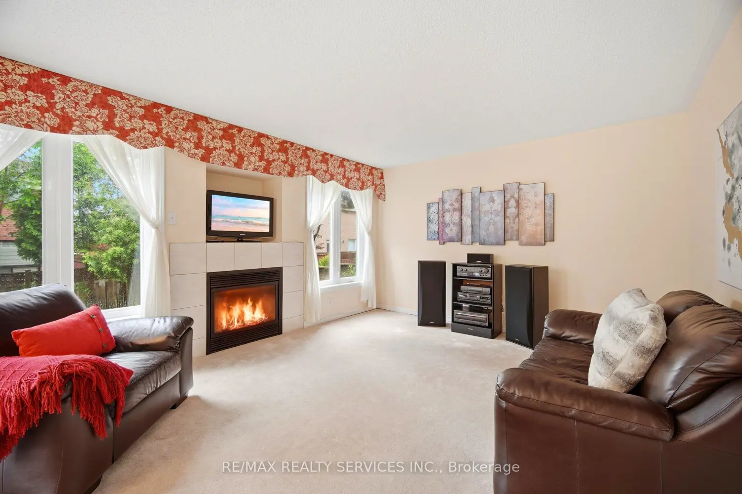 93 Seclusion Crescent
