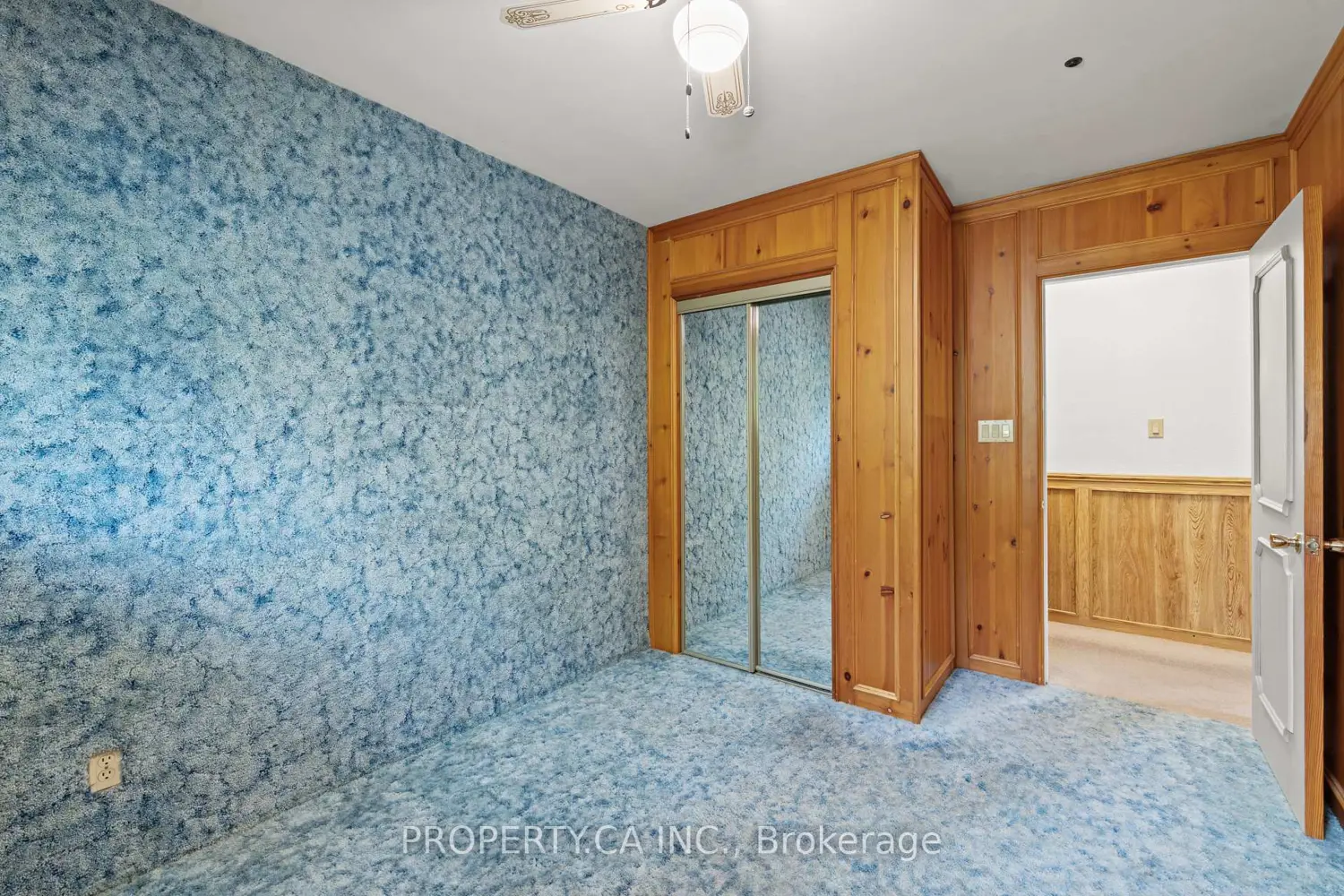 77 Troutbrooke Drive photo 5