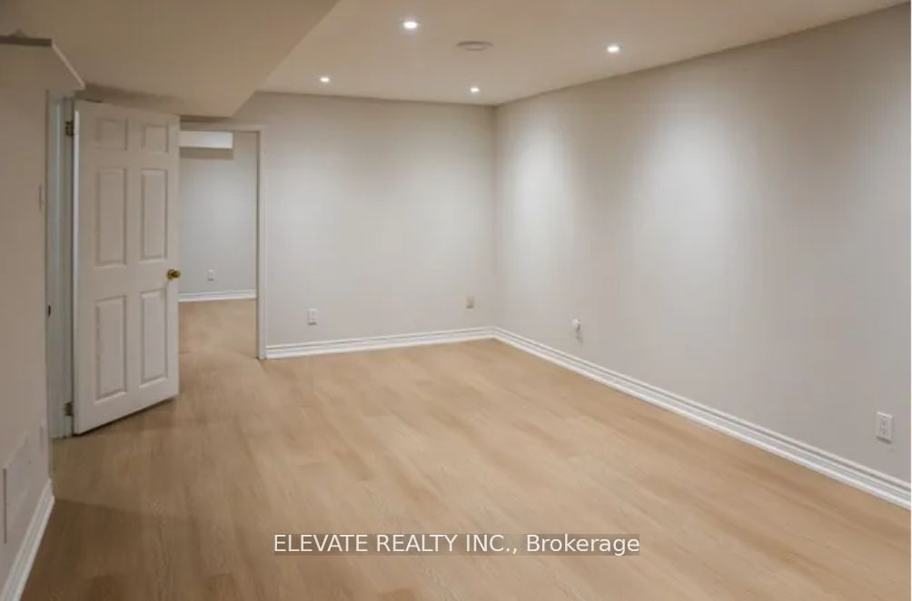 Lower-66 Willowbrook Road, Markham, ON, L3T 5K8 photo 4
