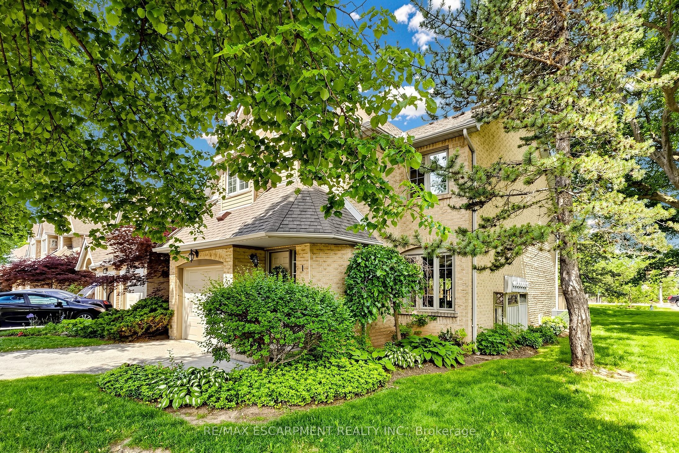 1-286 Hamilton Drive, Hamilton, ON, L9G 4W6 photo 4