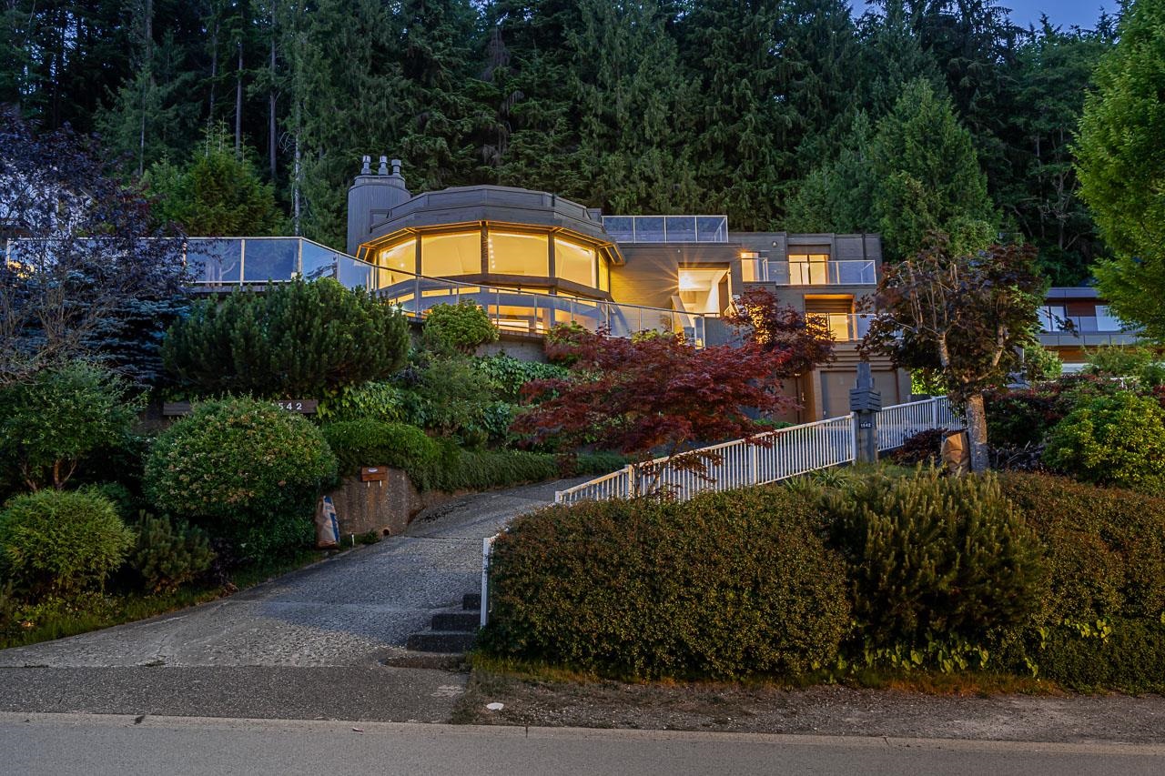 1542 Chartwell Drive, West Vancouver, BC, V7S 2S1