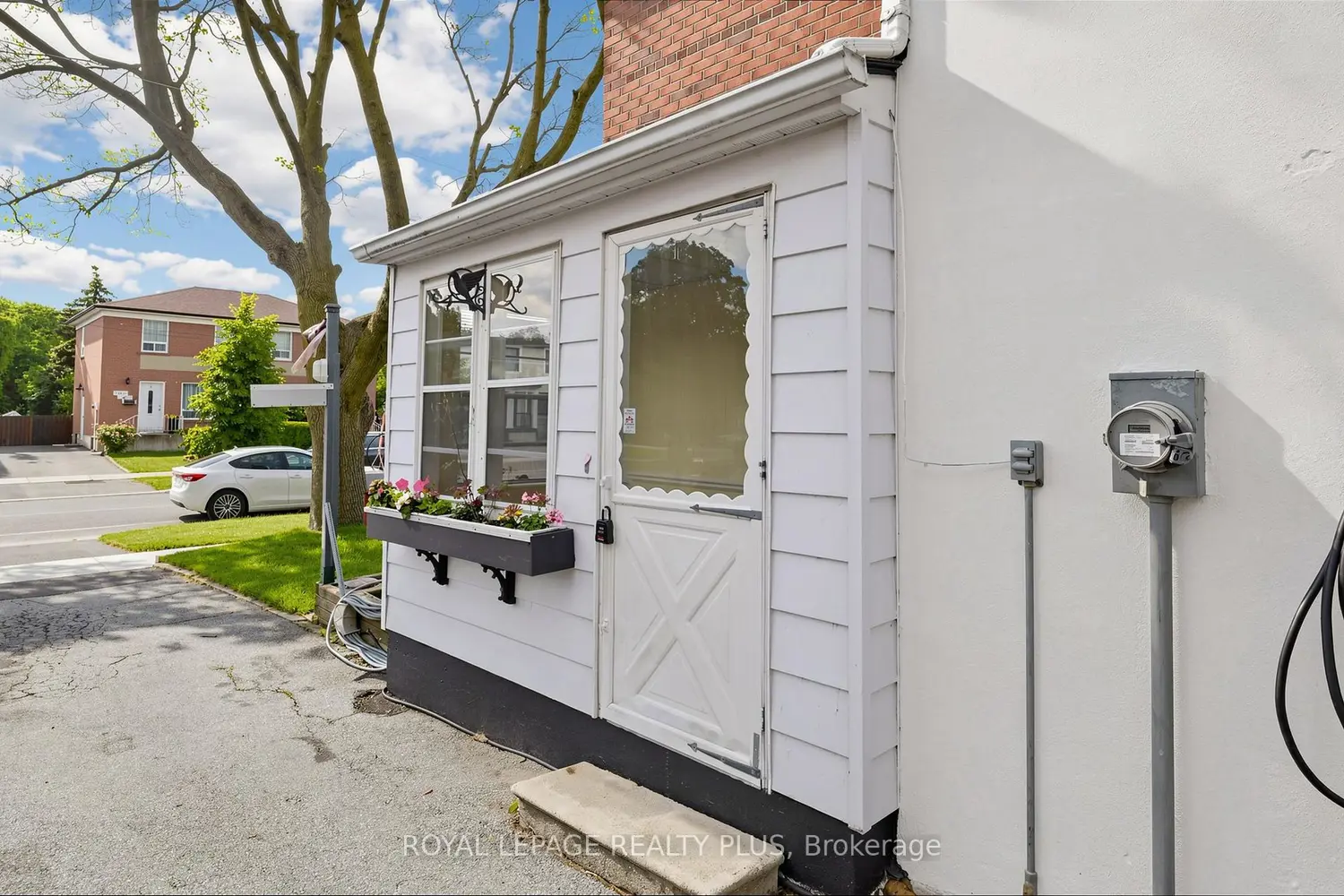 2359 Brookhurst Road photo 3