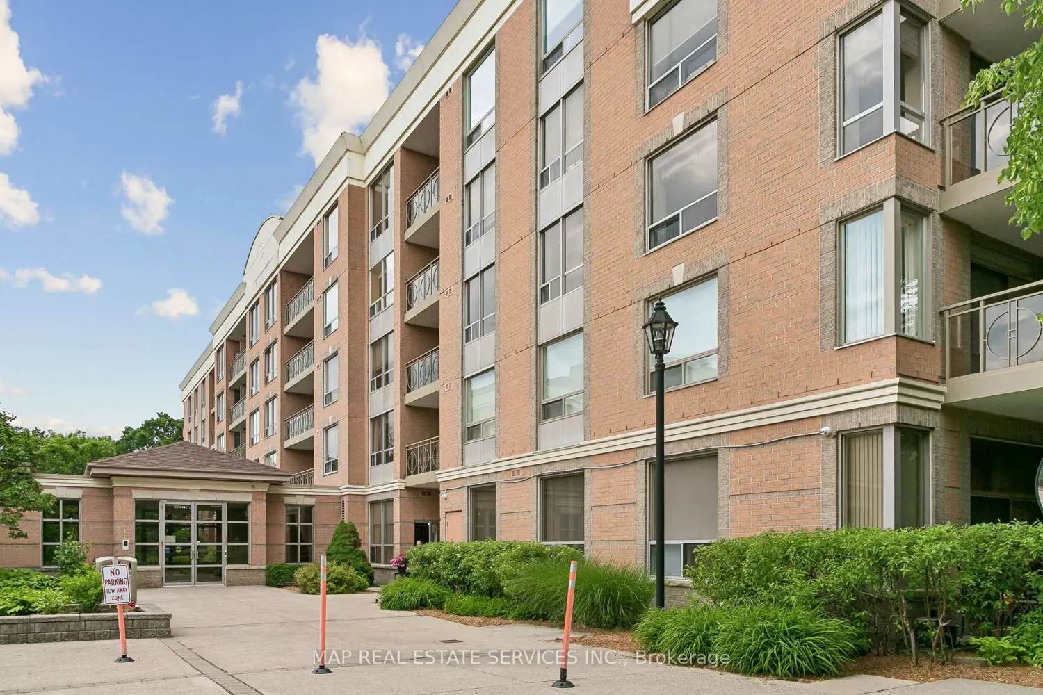 100 Burloak Drive 2206