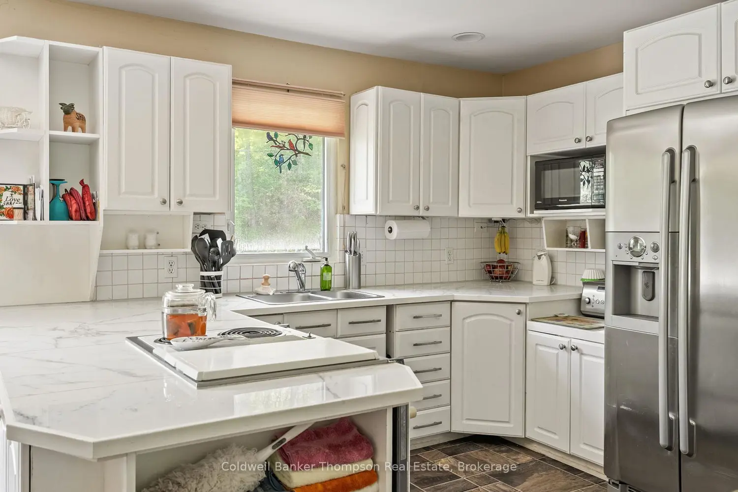 329 Albert Street photo 4