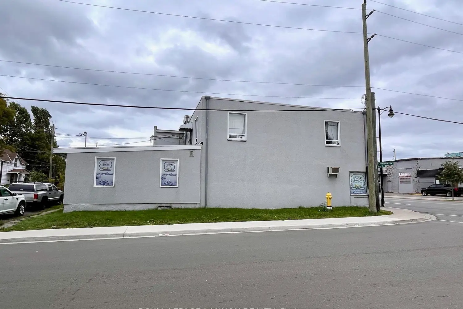 320/322 May Street photo 2