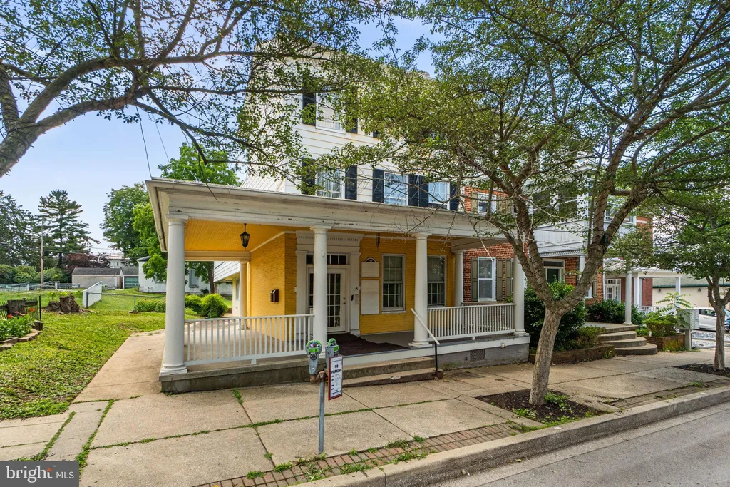 112 E Main Street, Westminster, MD 21157 photo 2