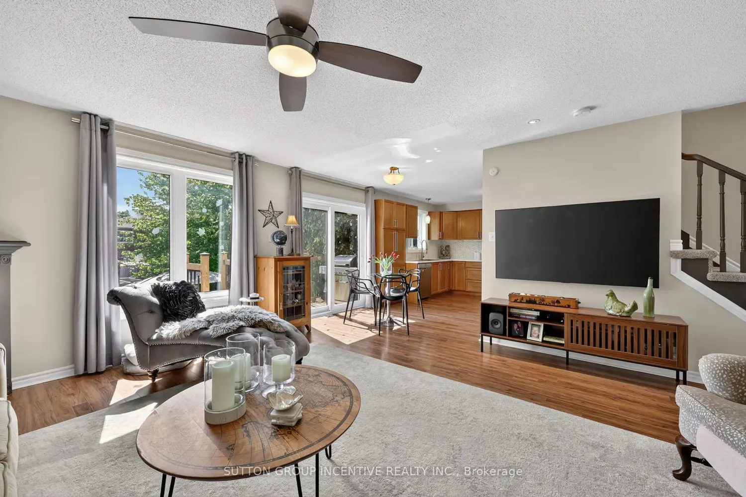 255 Pringle Drive photo 4