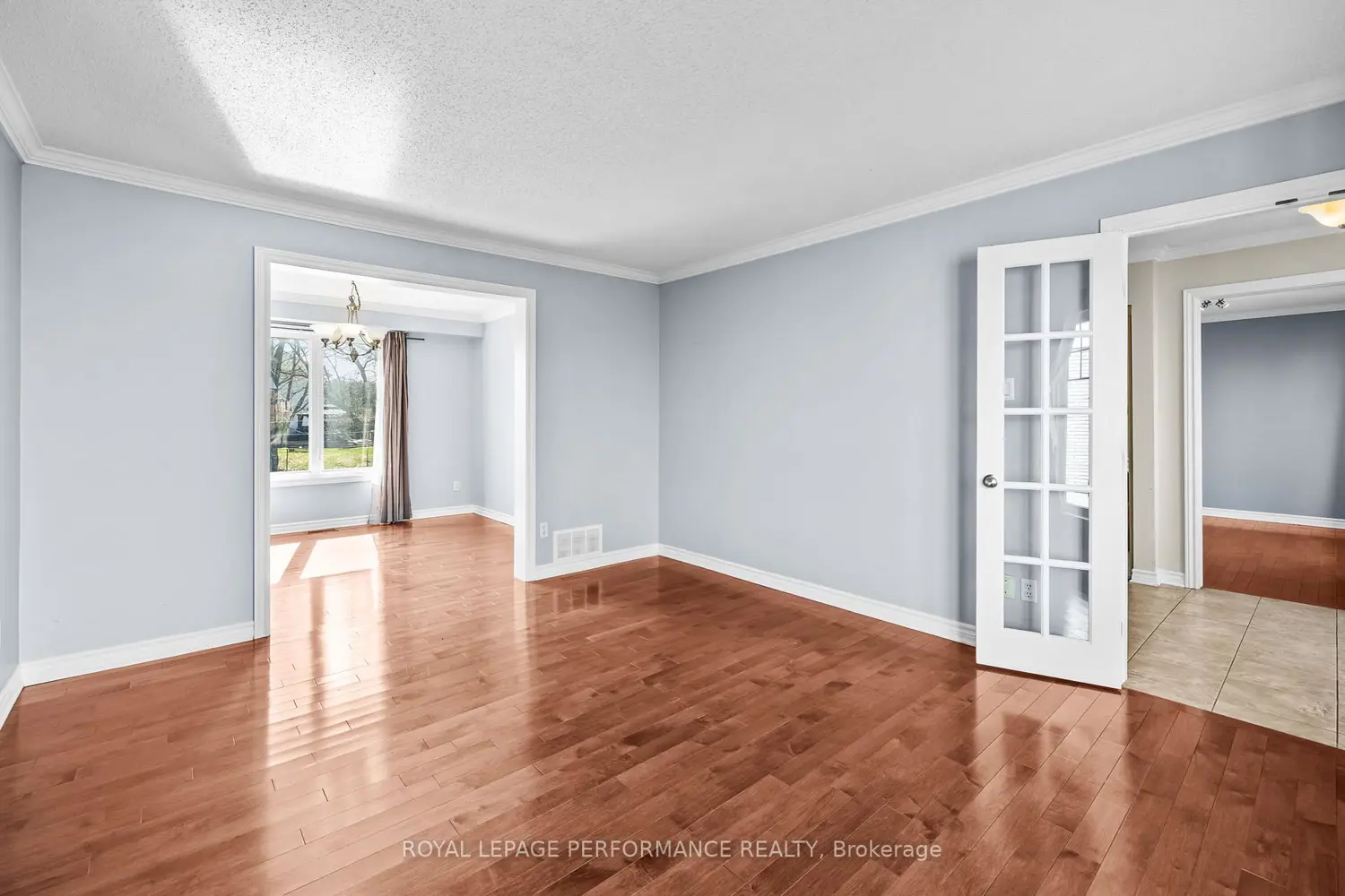 54 Lapointe Boulevard photo 5