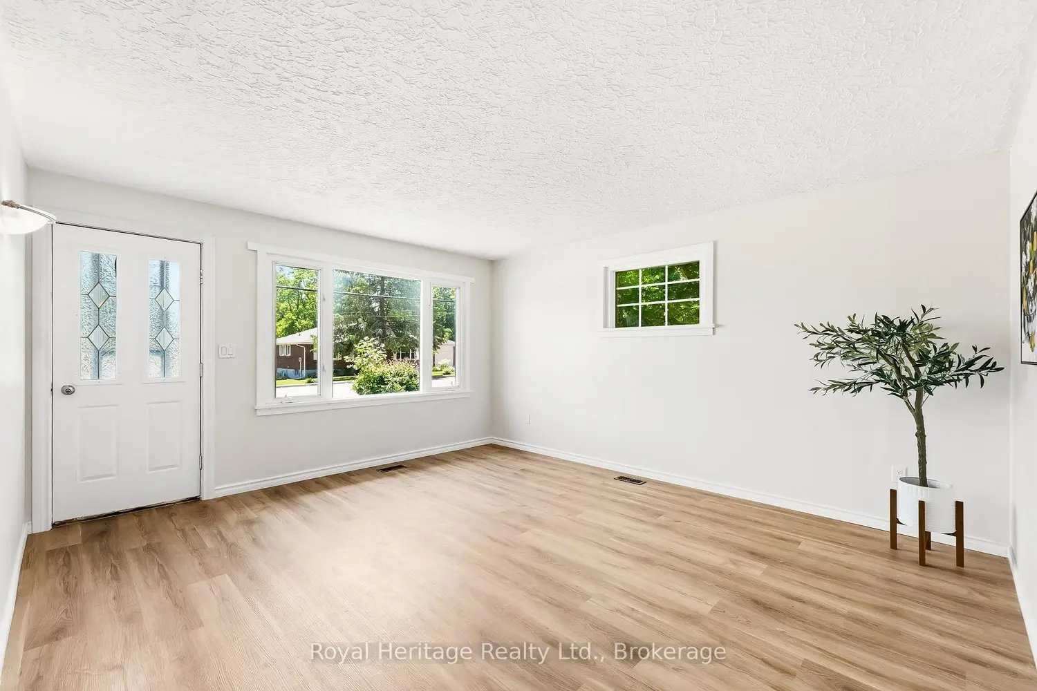 918 Smith Street photo 3