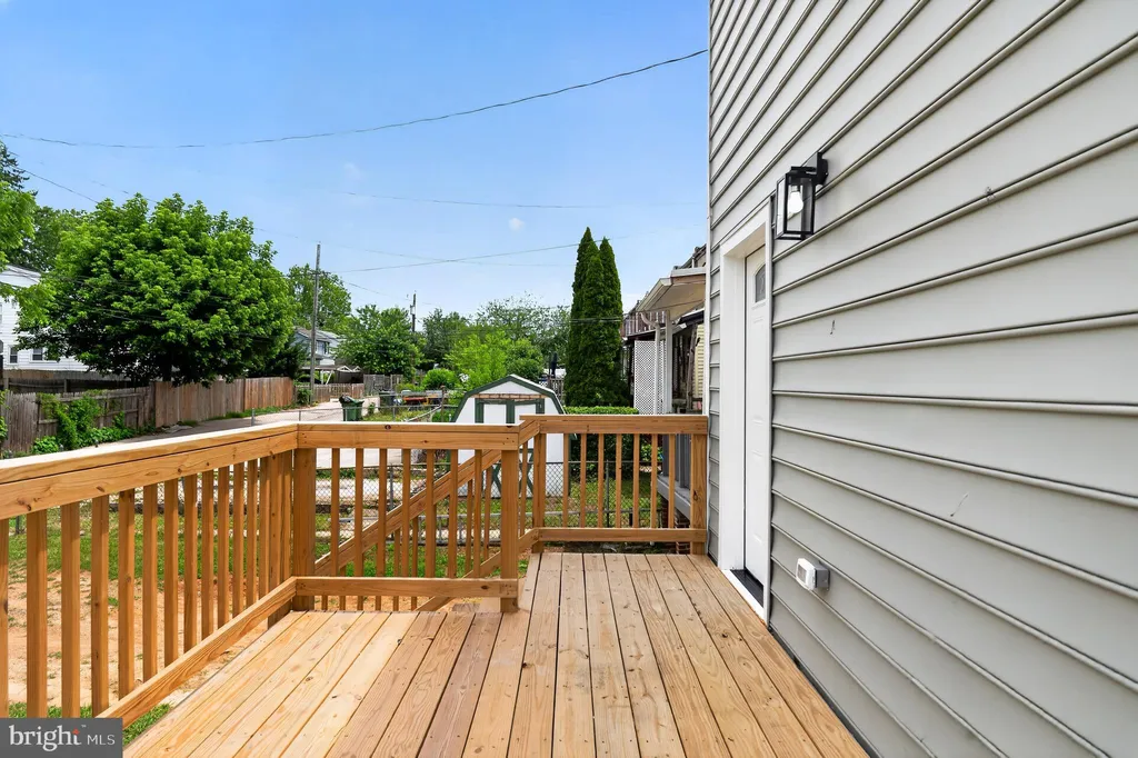 2888 W Garrison Avenue W, Baltimore, MD 21215
