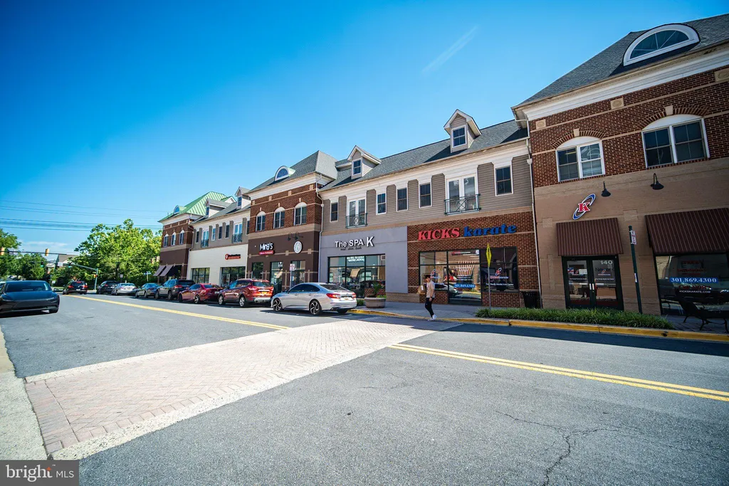 309 Treemont Way, Rockville, MD 20850
