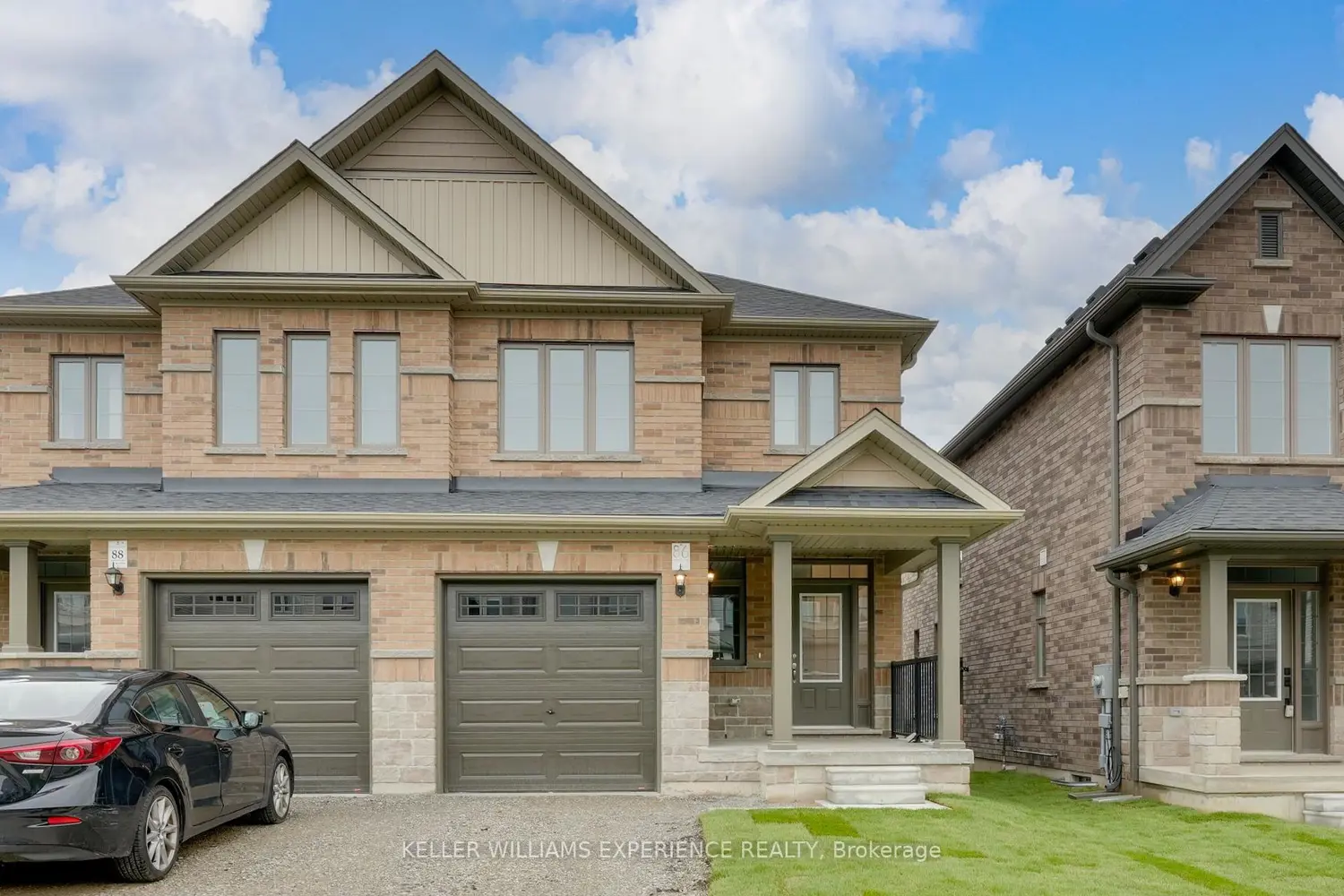 86 Sagewood Avenue photo 2