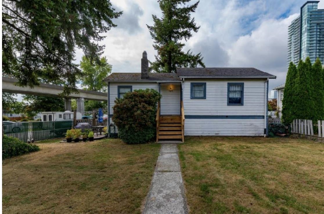 6891 Burlington Avenue, Burnaby, BC, V5J 4H3