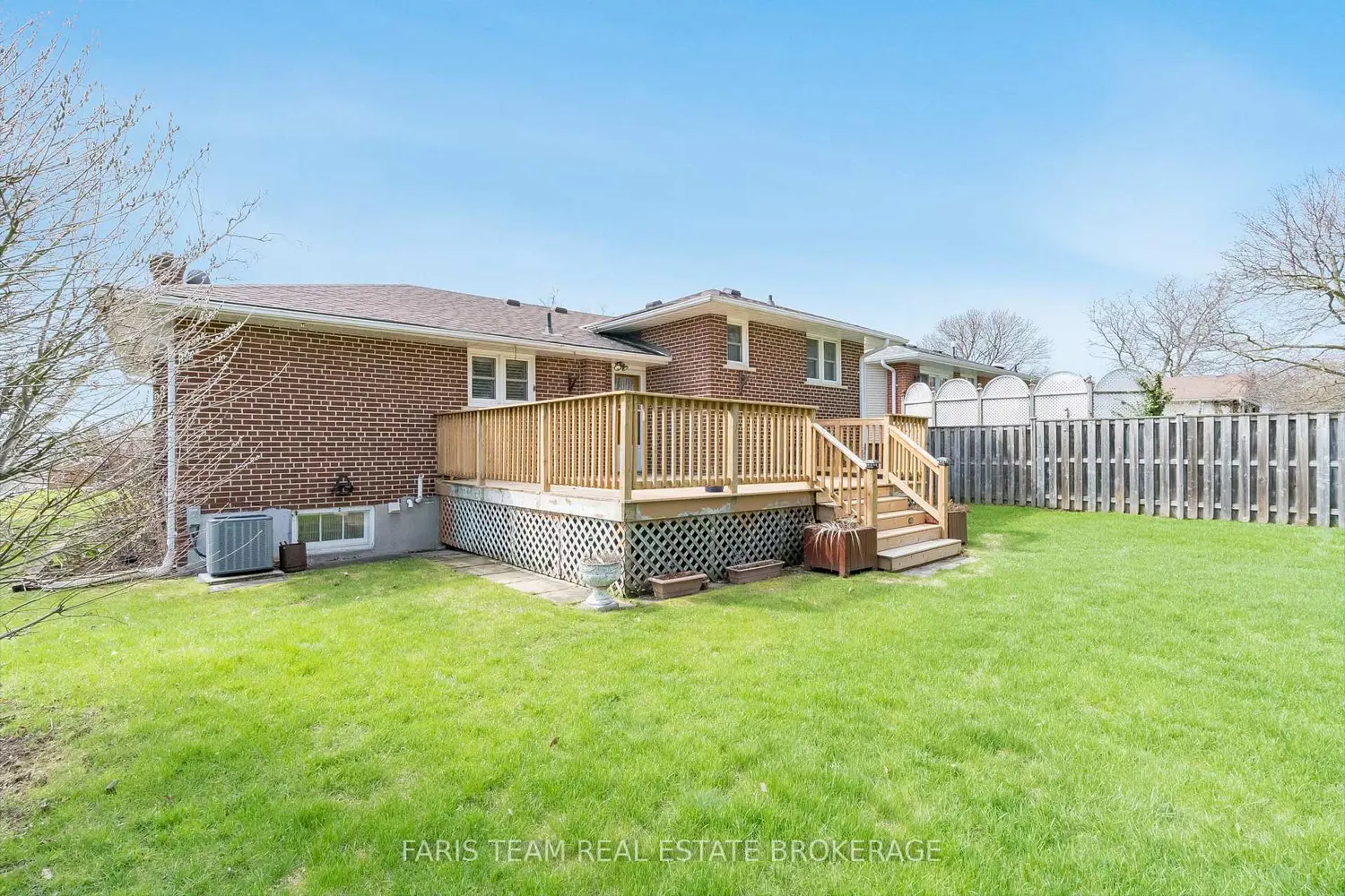 107 Scanlon Avenue photo 2