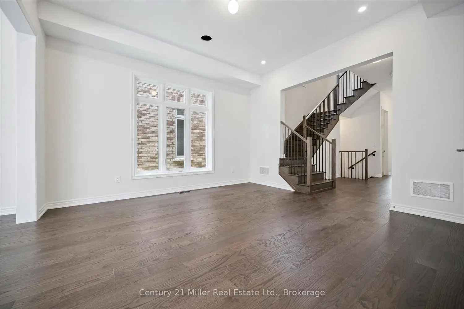 3262 Millicent Avenue photo 3