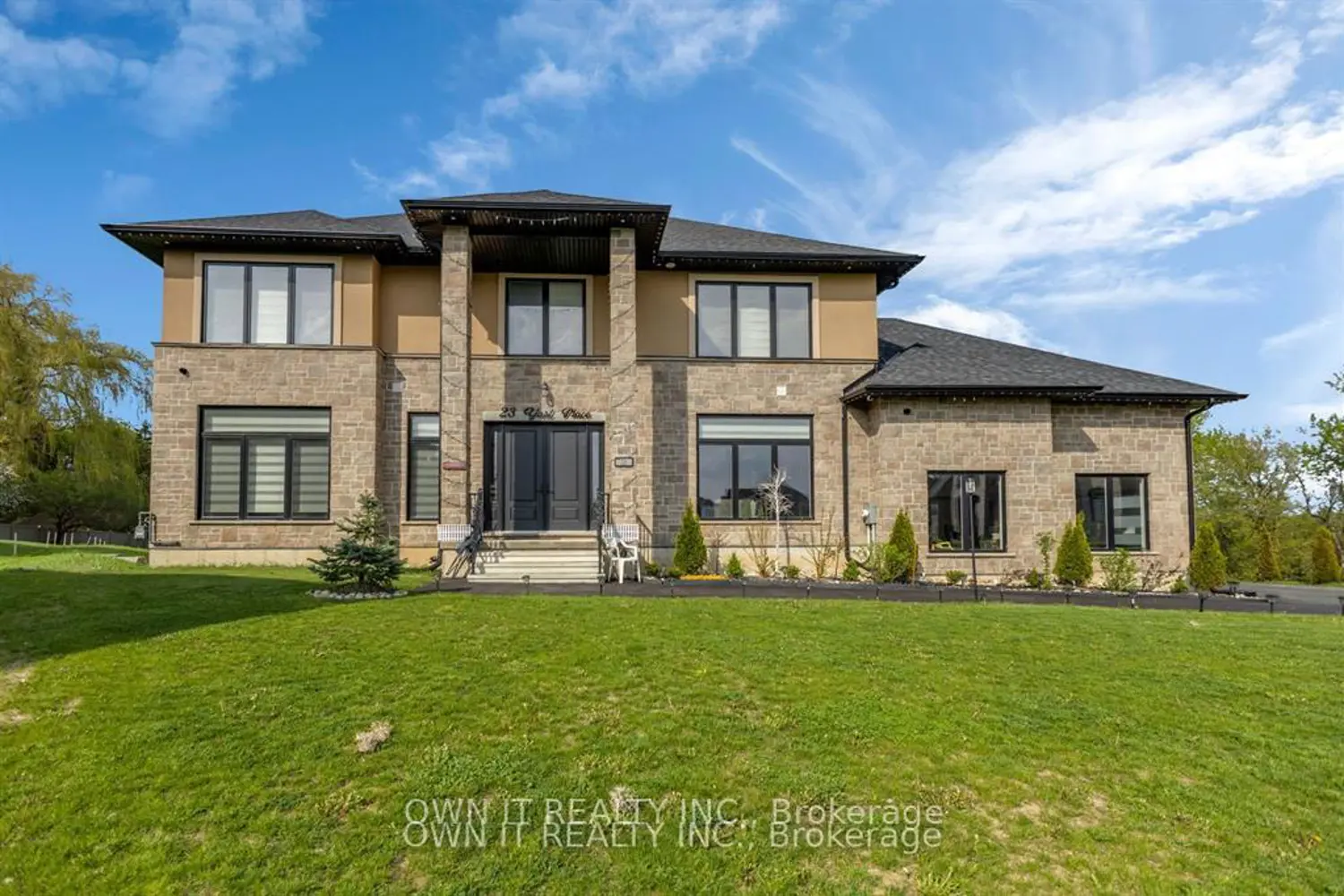 23 Yarl Place