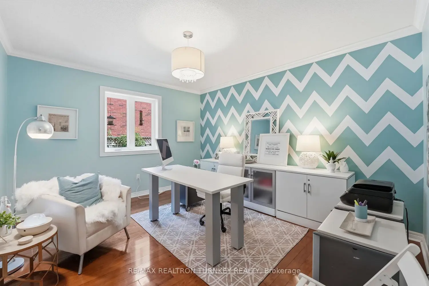 818 Exceller Circle photo 5