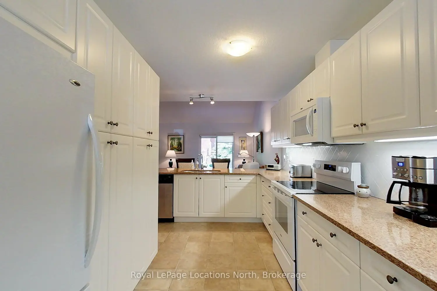 111 Empire Lane 18 photo 5