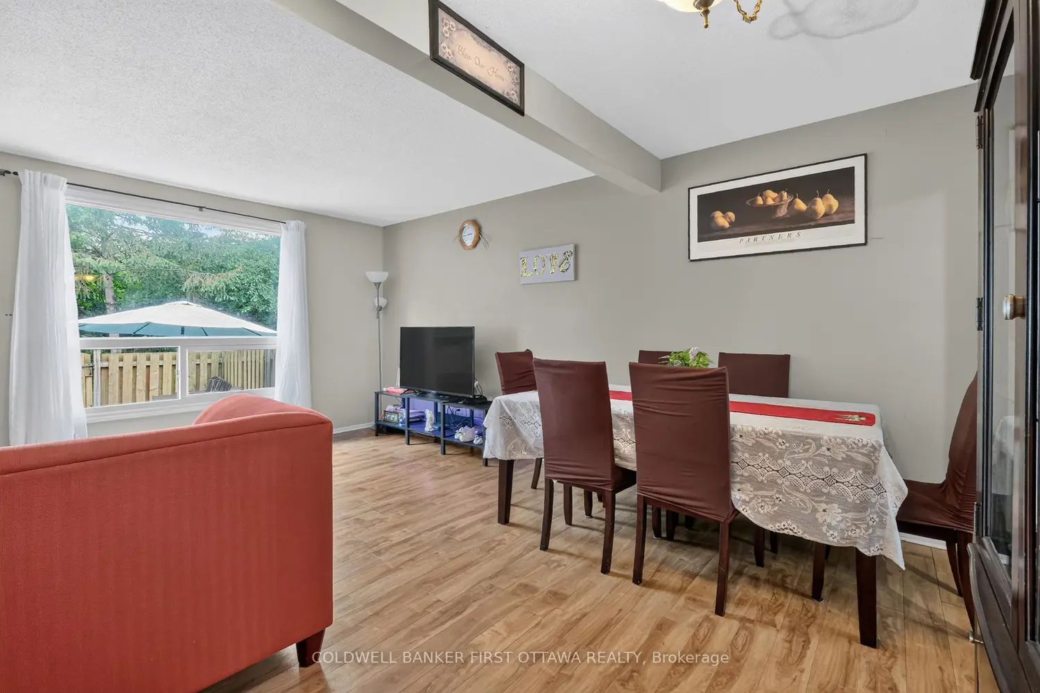 1444 Palmerston Drive 98 photo 2