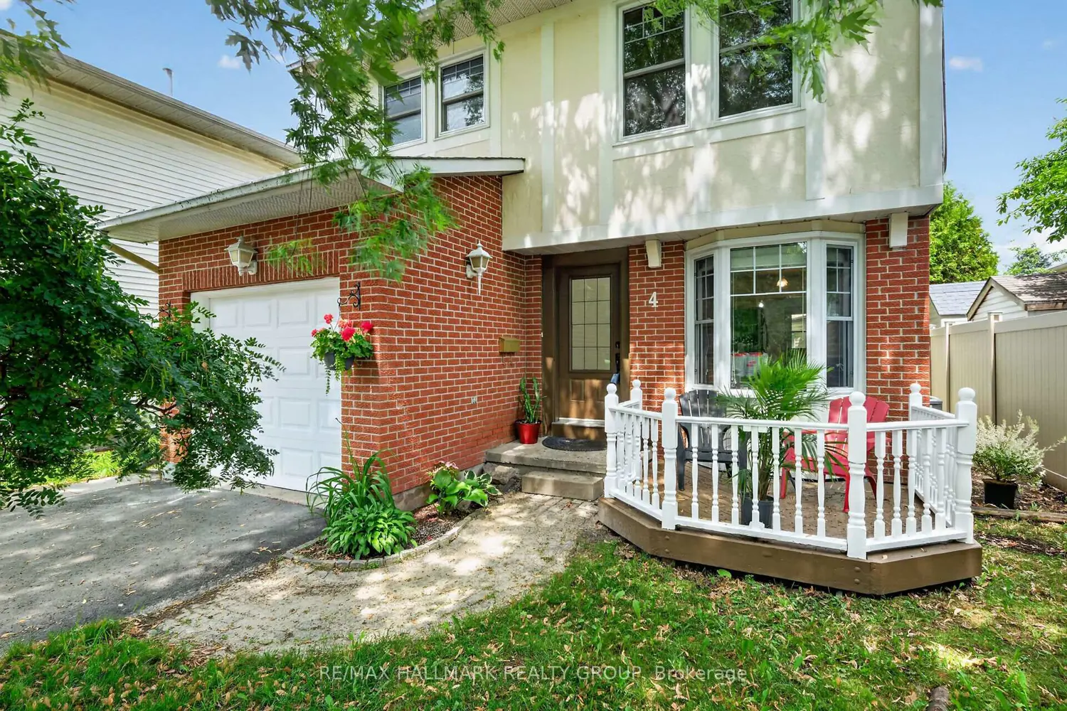 4 Gowrie Drive photo 2