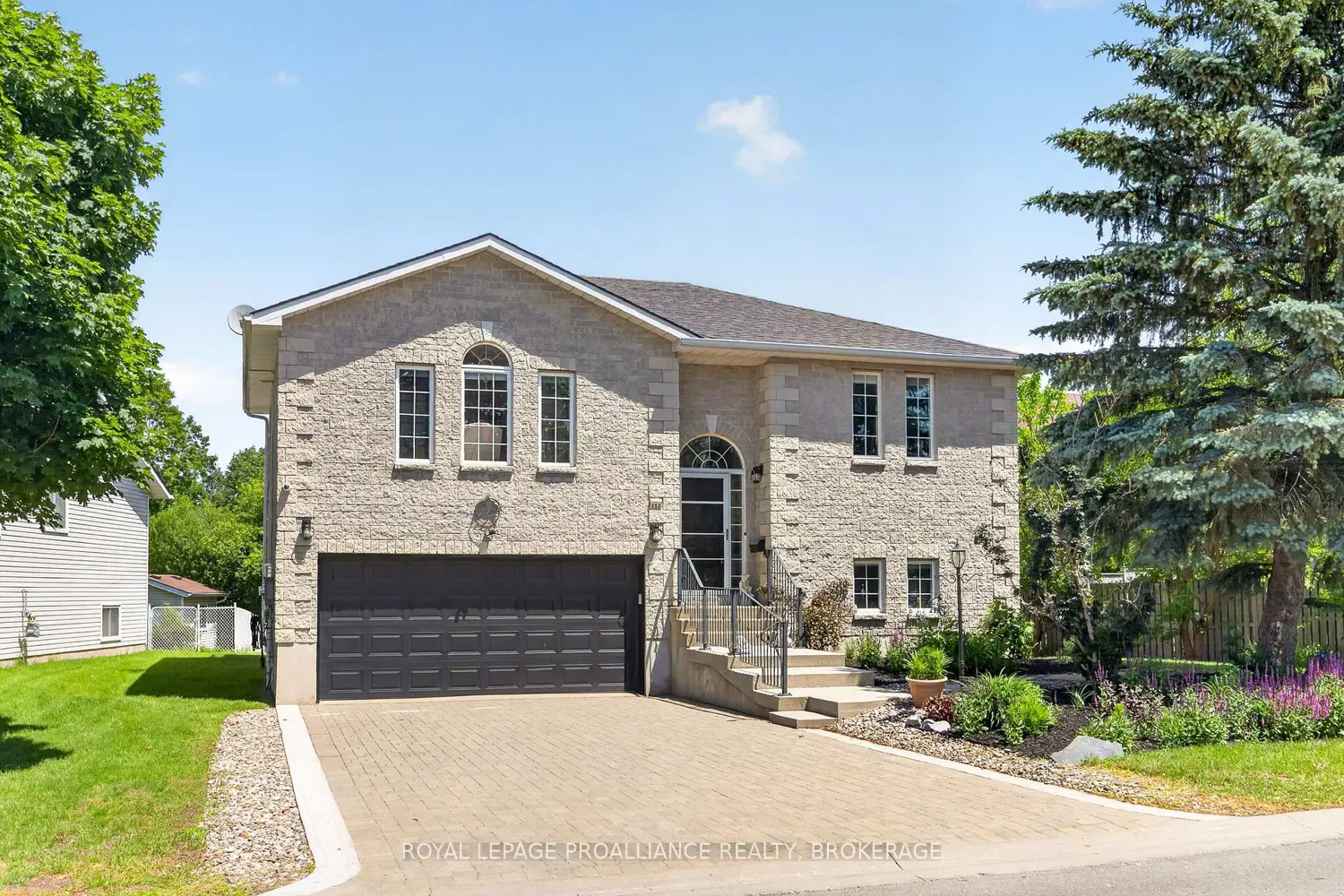 412 Malabar Drive photo 2
