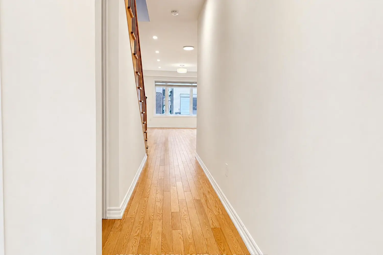 41 Durham Avenue photo 3