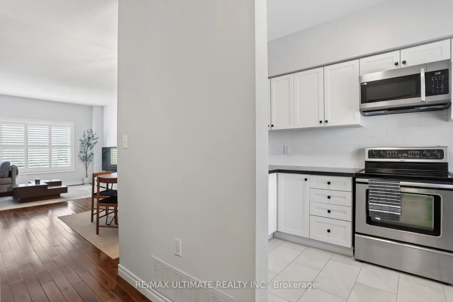 630 Evans Avenue 21 photo 3