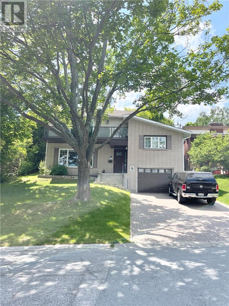 13 Lancaster Drive, Sudbury, ON, P3E3R5 photo 2