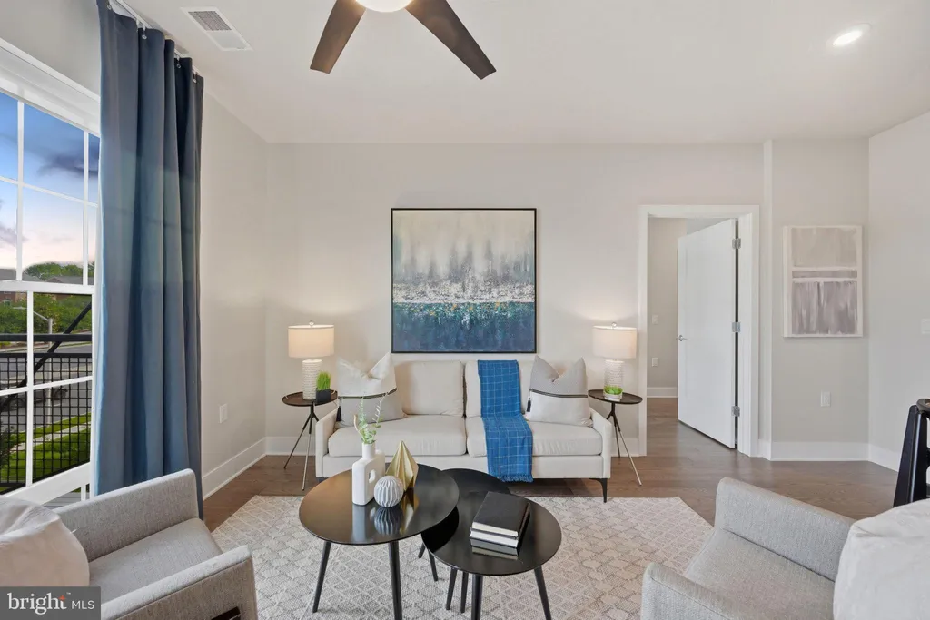 502 Diamondback Drive Unit 310, Gaithersburg, MD 20878 photo 3
