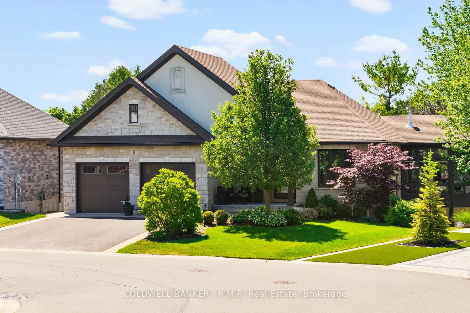 17 Castle Ridge