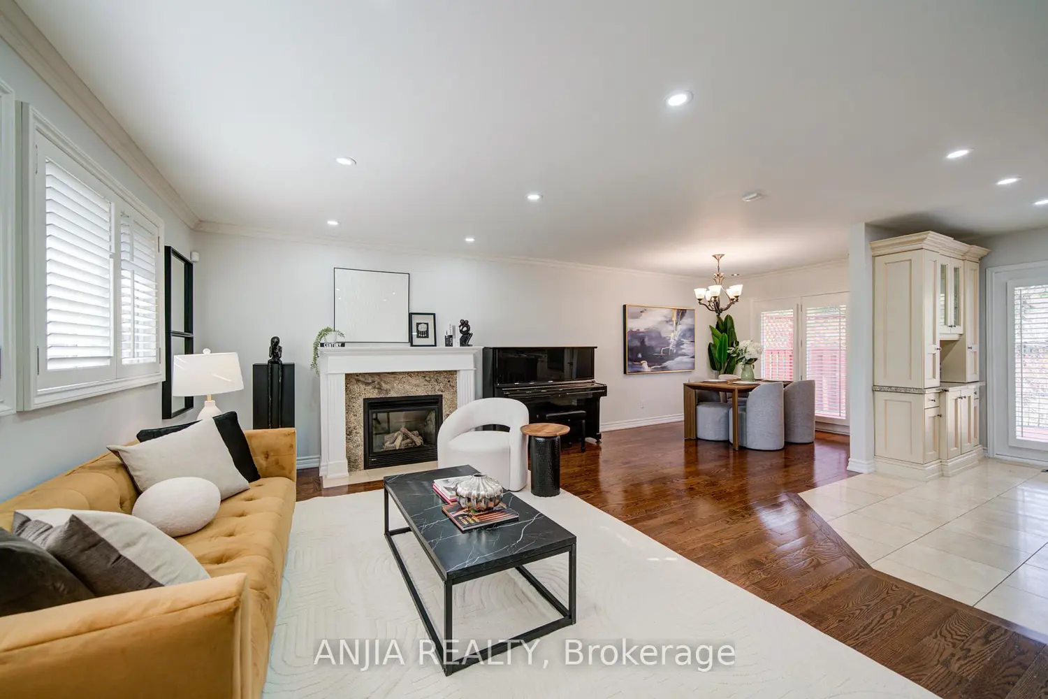 70 Briarwood Road photo 5